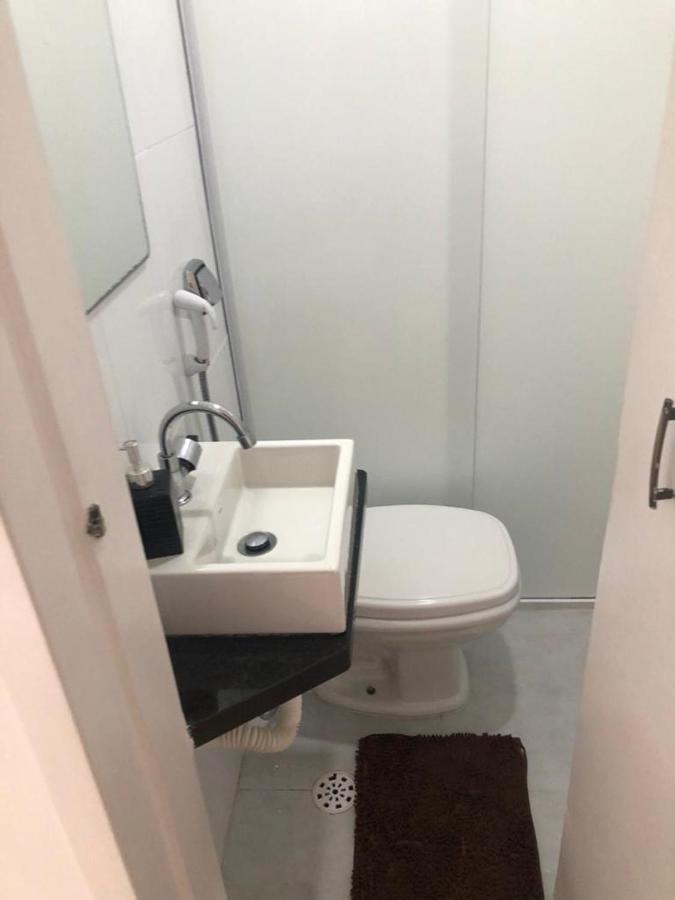 Apartamento Proximo A Praia Da Enseada Гуаружа Экстерьер фото