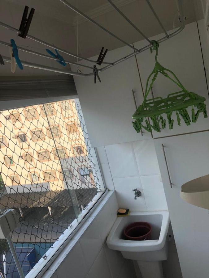 Apartamento Proximo A Praia Da Enseada Гуаружа Экстерьер фото